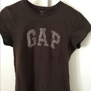GAP t-shirt